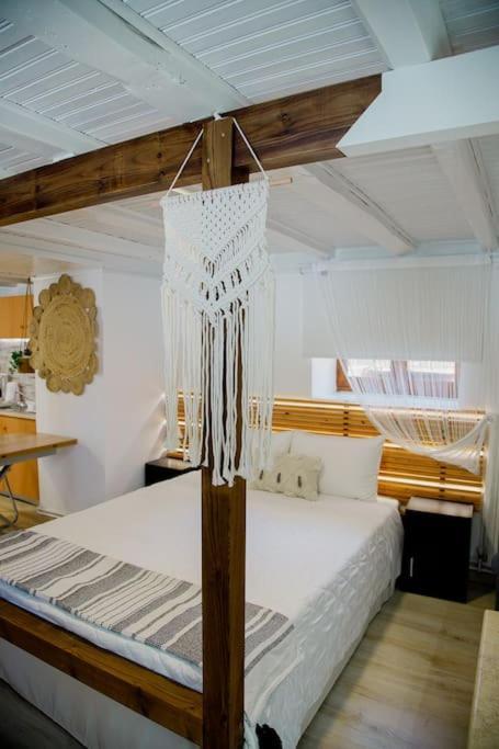 Yard- Family Retreat Apartamento Corinth Exterior foto
